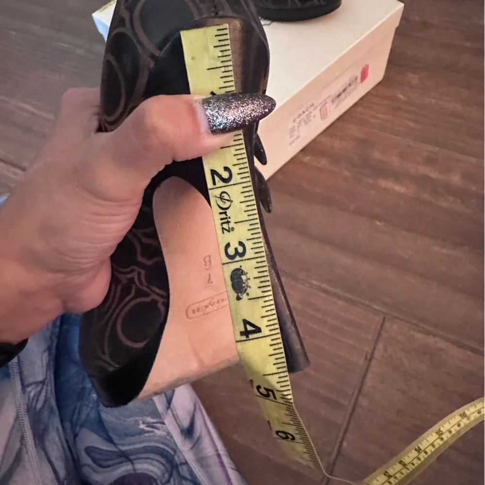 Coach high heel pumps - Picture 13 of 13